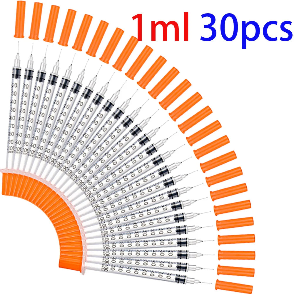 30Pcs 0.5Ml/1Ml Disposable Plastic Veterinary Syringes with Needles, Suitable for Pets and Farm Animals, Manual Push-Type Syringes with Needles, Farm Animal Syringes, Suitable for Cats, Dogs, Pigs